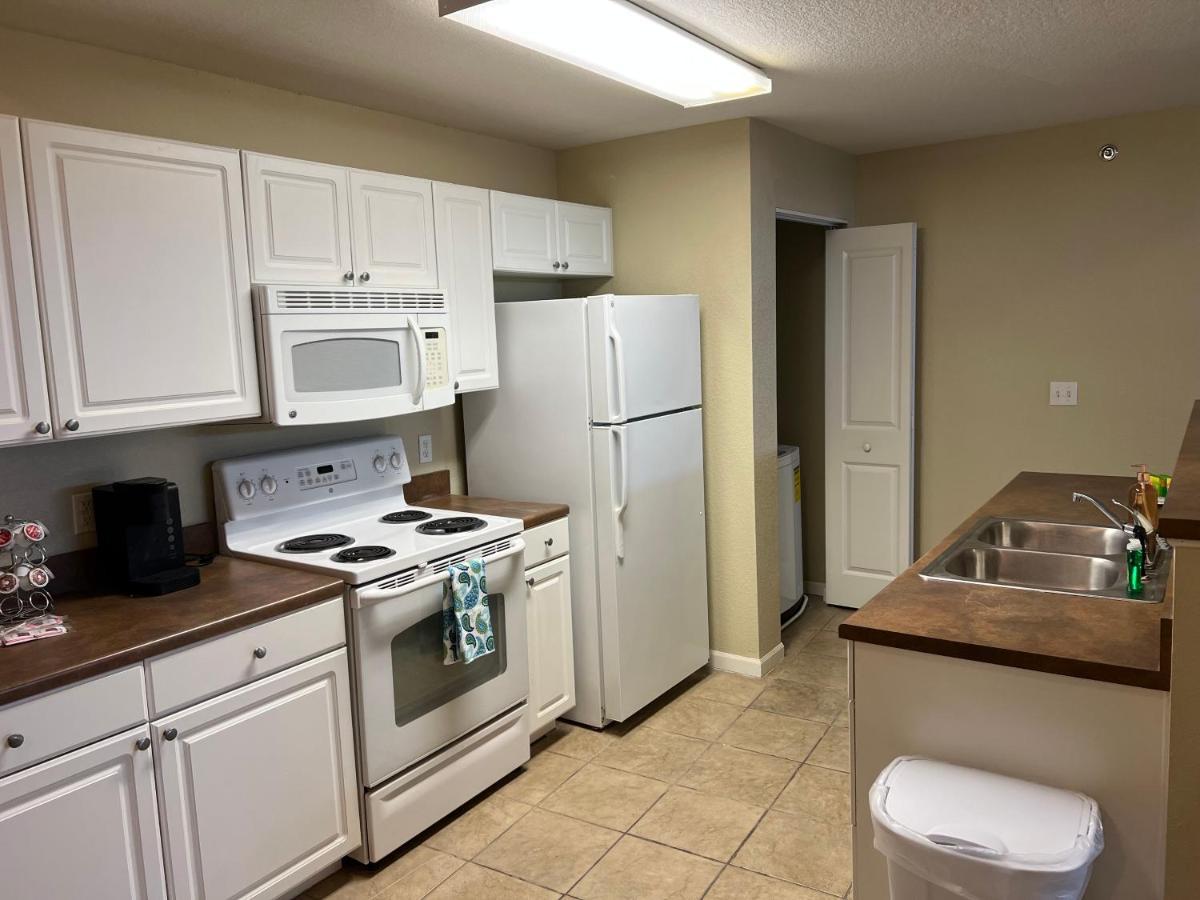Washburn Hotel Suites トピカ エクステリア 写真